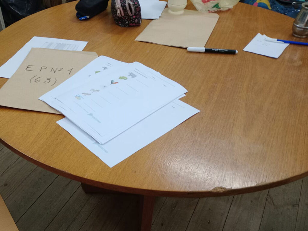 Entrega de fotocopias para el Proyecto de Alfabetización en Lectura y Escritura