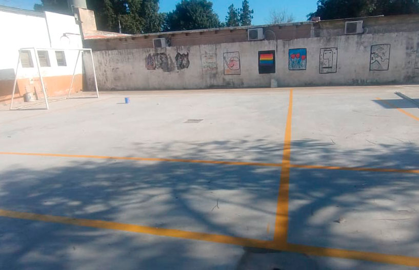 Trabajos en el playón deportivo de la Primaria 36 y Secundaria 9